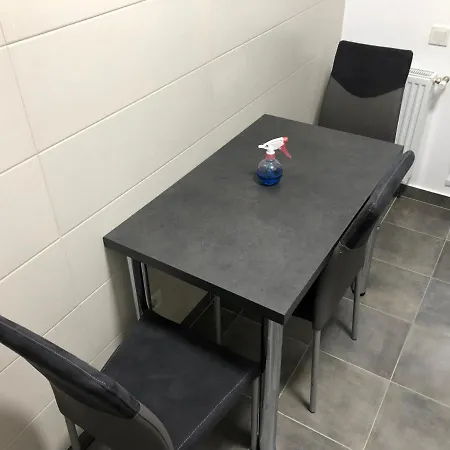 - Drumul Taberei Parc * Boekarest