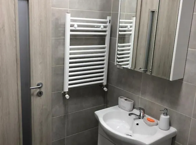 - Drumul Taberei Parc Апартаменти *