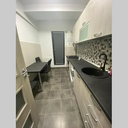 - Drumul Taberei Parc בוקרשט