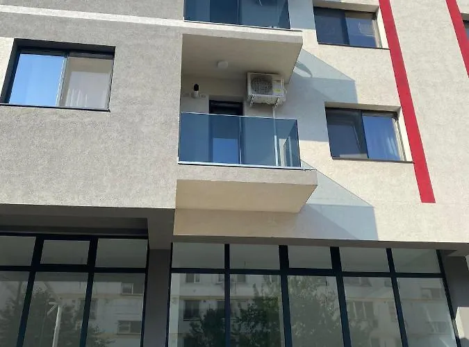 - Drumul Taberei Parc ブカレスト